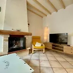 Hébergement de vacances La Glycine *